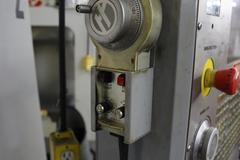 Haas VF-2SSYT CNC Vertical Machining Center, 30"x20"x25" Travels, 12K RPM, 24 ATC, 4th Axis Drive, Probing, Thru-Spindle Coolant