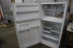 Kenmore Fridge Freezer Combo with Adjustable Shelves