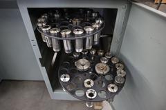 Hardinge HLV-H Toolroom Lathe, Variable Speed Spindle, Power Feeds, Threading, 5C Closer, Chucks