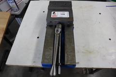 Kurt DX6 6" Machine Vise with Steel Hard Jaws and Handle