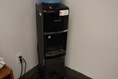 Primo Water Dispenser w Pet Bowl