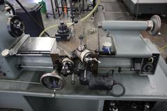 Hardinge HLV-H Toolroom Lathe, Variable Speed Spindle, Power Feeds, Threading, 5C Closer, Chucks