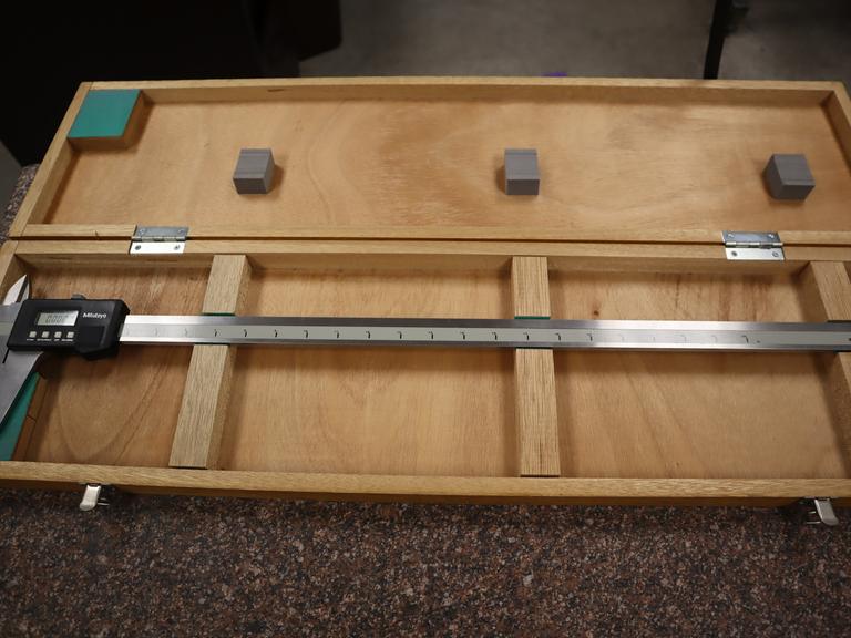 Mitutoyo 500-506-50 24" Digital Caliper in Wood Case