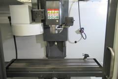 Haas TM-2P CNC Toolroom Mill, 40"x16"x16", 6K RPM, 10 Station ATC, Probing, Coolant System - Only 975 Spindle Hours!