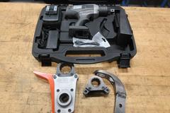 Hytorc Lion-.7, Cordless 18V Brushless 3/4" Drive, Electric Torque Gun, In Plastic Carry Case with Accessories