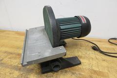 Grizzly Industrial G7297, 12" Bench Top Disk Sander with 45 Degree Adjustable Work Table
