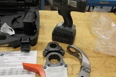 Hytorc Lion-.7, Cordless 18V Brushless 3/4" Drive, Electric Torque Gun, In Plastic Carry Case with Accessories