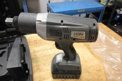 Hytorc Lion-.7, Cordless 18V Brushless 3/4" Drive, Electric Torque Gun, In Plastic Carry Case with Accessories