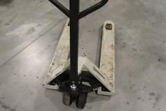Strongway Standard Fork Pallet Jack  14.5" Between Fork x 48" Length, 5500 lb Capacity