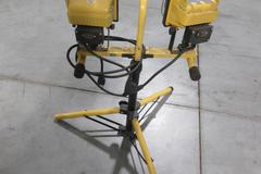Dual Halogen Work Light on Adjustable Tripod Stand **Works Fine**