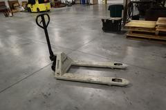 Strongway Standard Fork Pallet Jack  14.5" Between Fork x 48" Length, 5500 lb Capacity